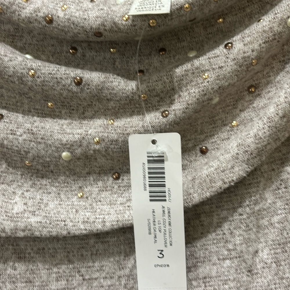 Zenergy by Chico’s beige sweater.Cowl neck long‎ sleeve Lightweight